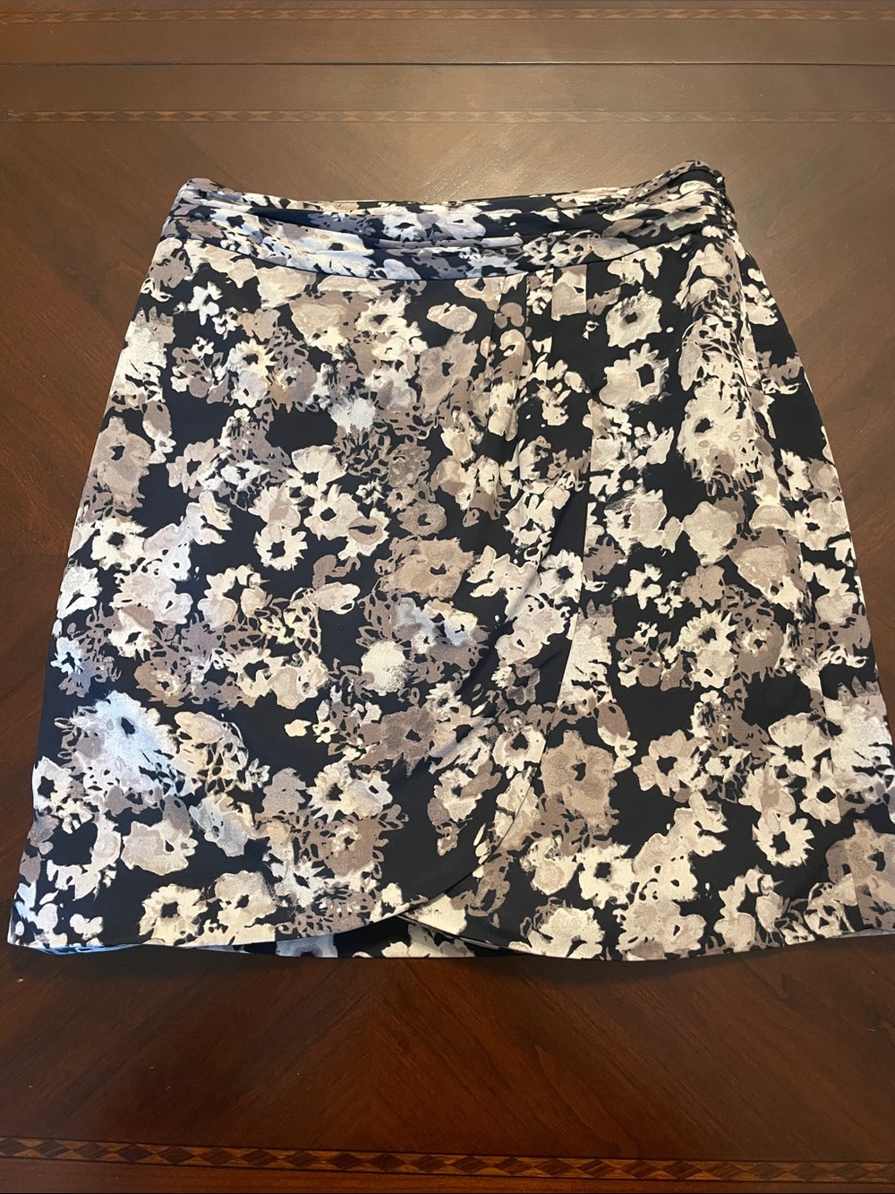 Banana Republic Floral Faux Wrap Skirt Size 0